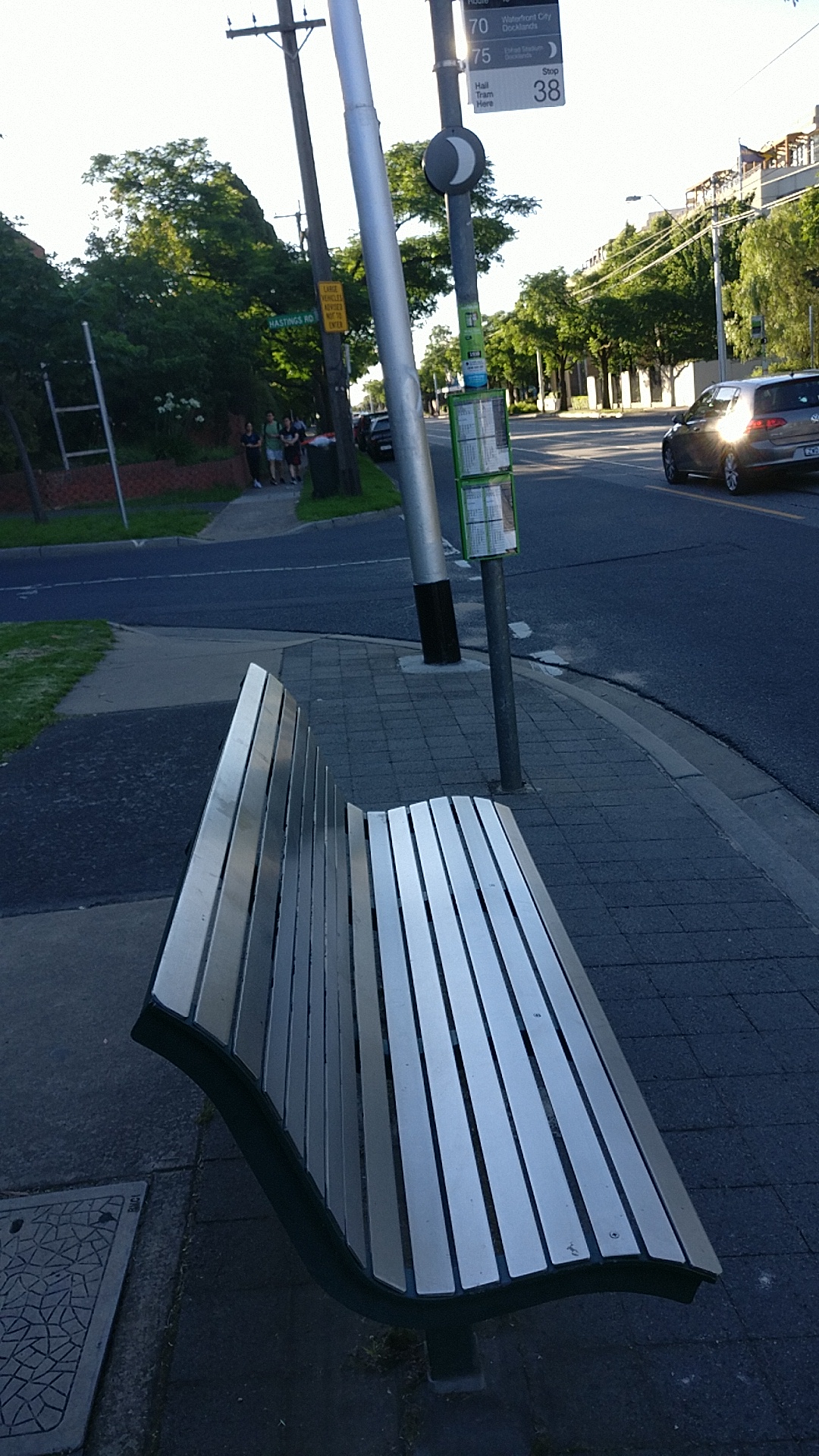 Hastings Rd/Riversdale Rd photo