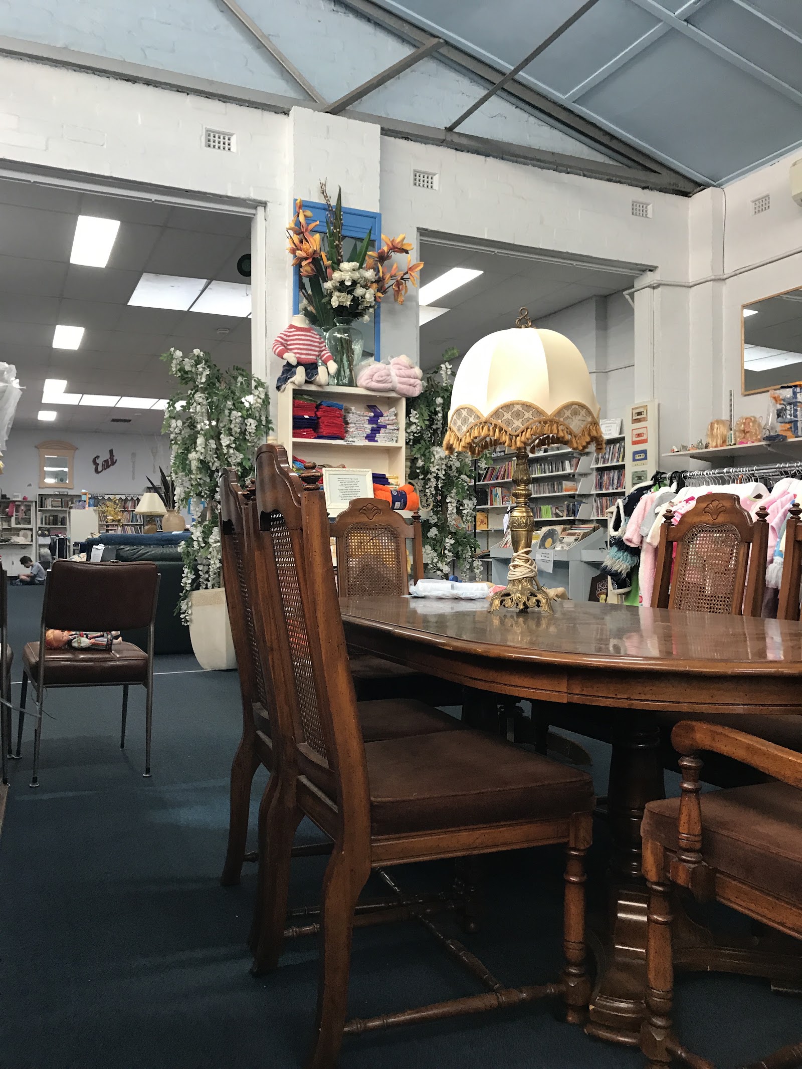 Shopping & Essentials picks in Kew East