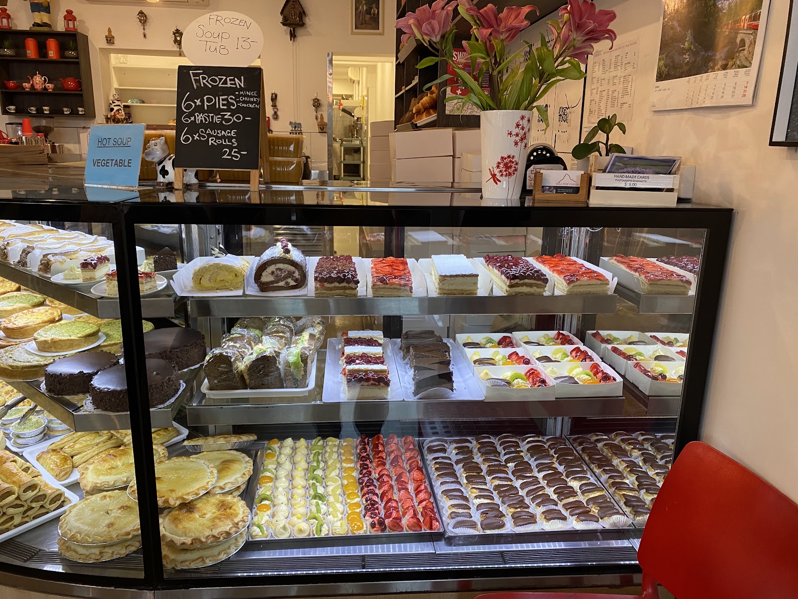 Hilltop Cakes photo