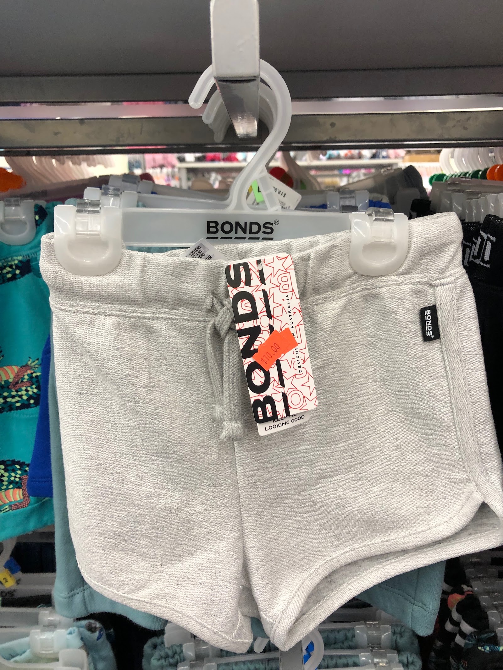 Bonds Outlet Deepdene photo